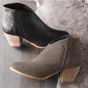 Garnet Hill Amalia Whipstitch Ankle Boots Size 9.5 Luxury Minimalist Fall Autumn